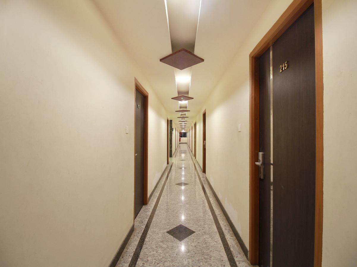 Oyo 11489 Pkn Classic Regency Madurai Exterior foto